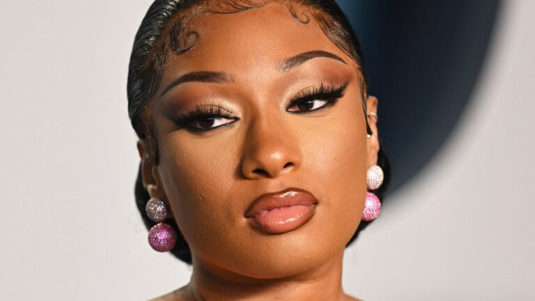 Megan Thee Stallion’s Flippy Bob Makes One other Case for Impossibly Deep Aspect Elements — See Video
