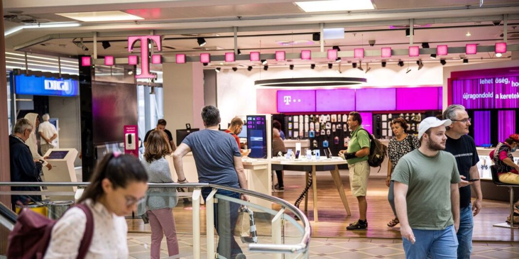 T-Mobile Has Replaced Verizon Atop the Wireless World. It’s Time to Buy the Stock.