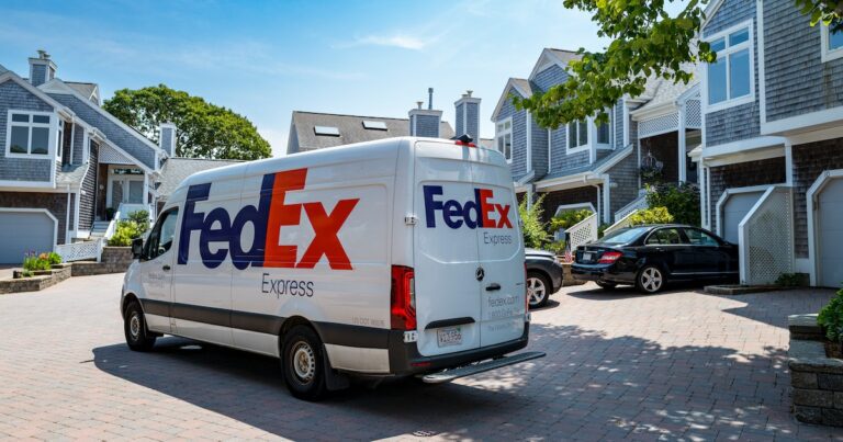Does FedEx Ship On Labor Day? Intention to Plan (Approach) Forward