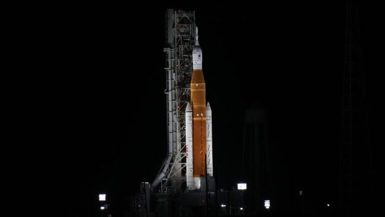Gas leak disrupts NASA’s 2nd shot at launching moon rocket