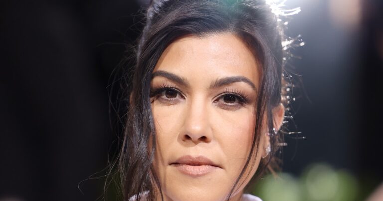 Kourtney Kardashian’s In Hot Water For Promoting Extreme Food Restrictions