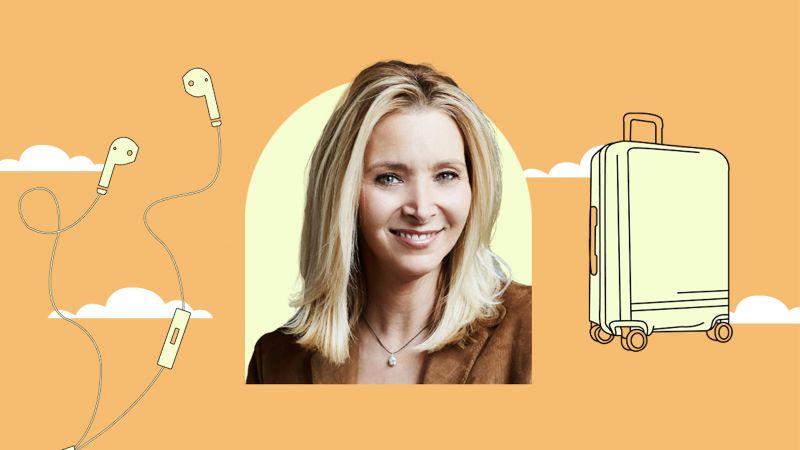 Lisa Kudrow’s 6 most vital travel products