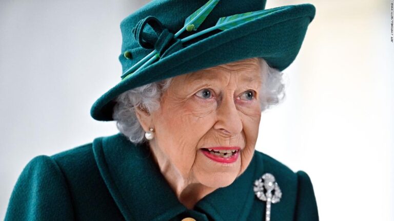 Dwell updates: Queen Elizabeth well being issues