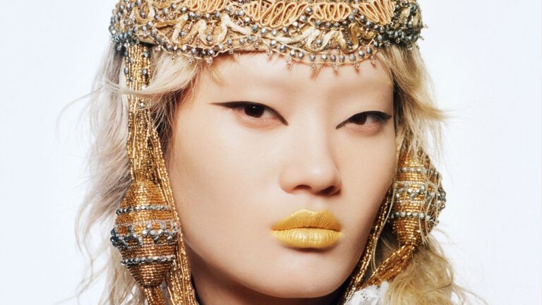 Make-up Artist Min Kim Is aware of How one can Get You to Cease and Stare — Learn Interview