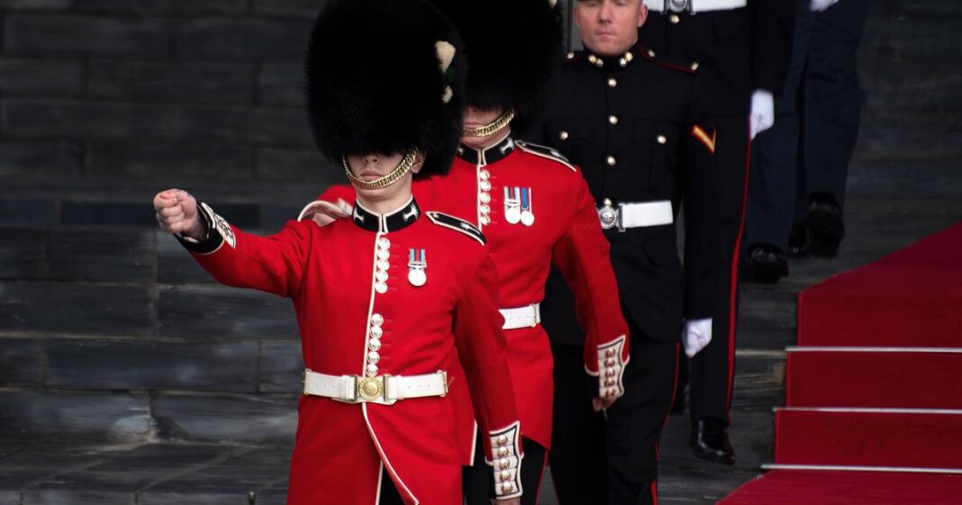 Man Arrested After Rushing Queen Elizabeth's Coffin At Westminster Hall, Touching It