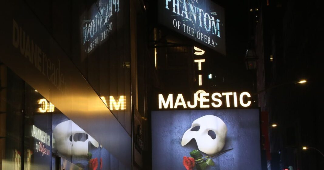 'The Phantom Of The Opera' To Close On Broadway Next Year