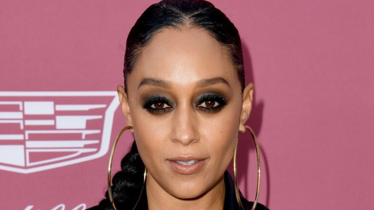 To Tia Mowry, Gray Hairs Are “a Gift” — Interview