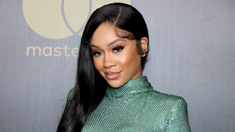 Each of Saweetie’s Nails Looks Like a Miniature Lava Lamp — See Photos