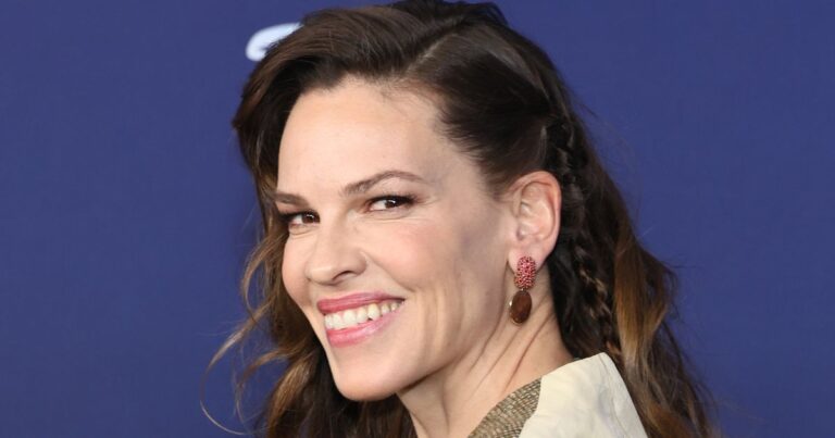 Hilary Swank Reveals She’s Pregnant With Twins At 48