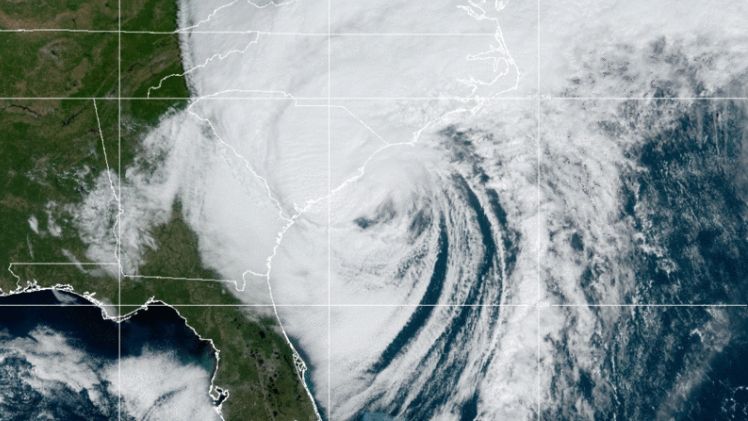 Hurricane Ian regains strength, heads toward South Carolina