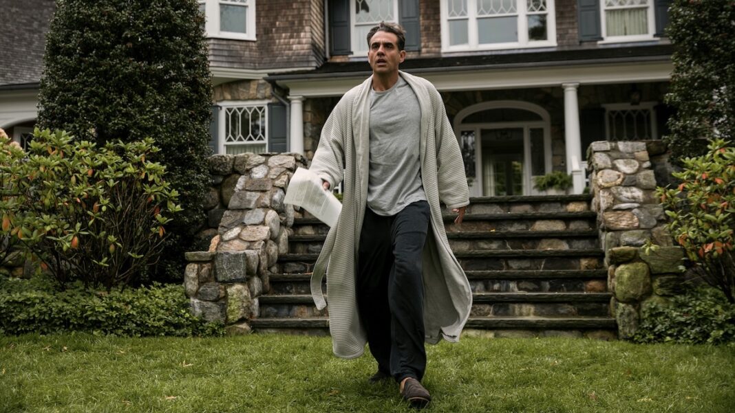 Bobby Cannavale as Dean Brannock in The Watcher