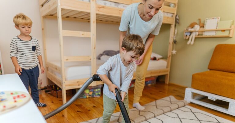 Slow Vacuuming Is Apparently The “Right” Way To Vacuum