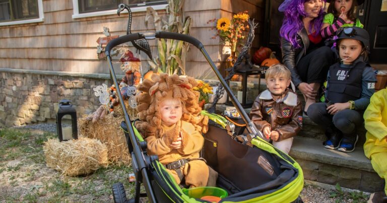 This Wagon Makes Trick-Or-Treating With Kids So Much Easier