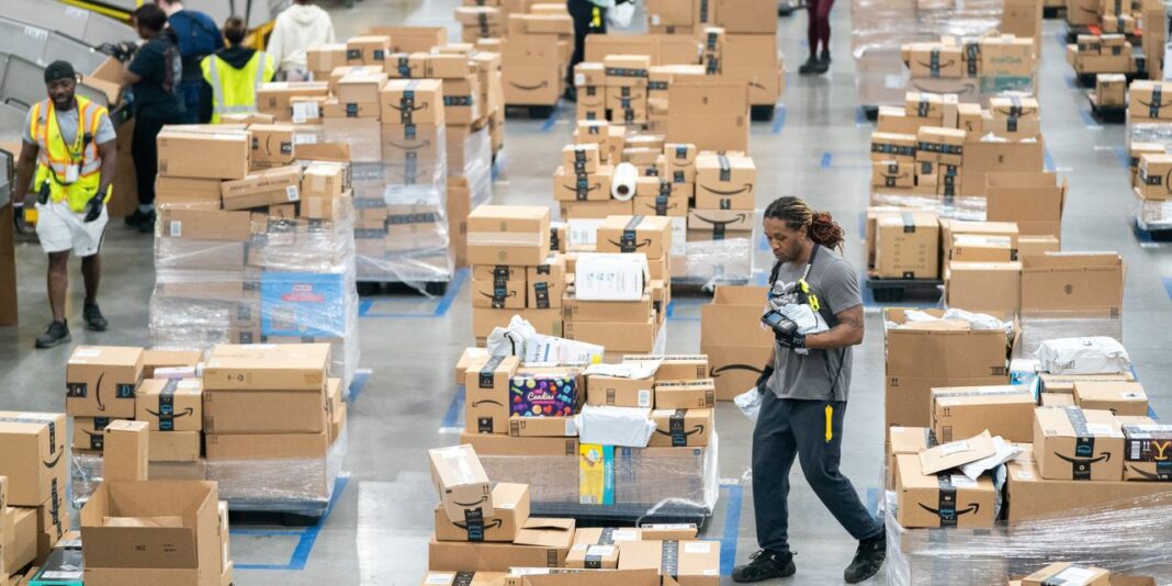 Amazon at risk of closing below $1 trillion valuation for the first time since 2020