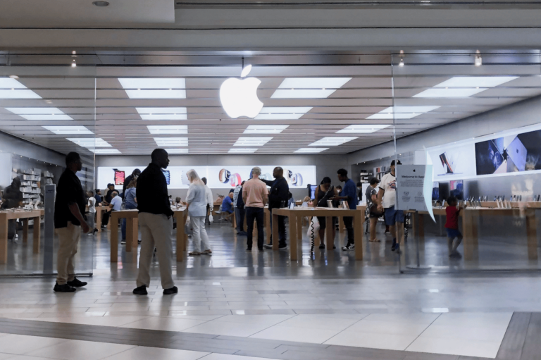 Anti-Union discussions upheld at Apple Reston store