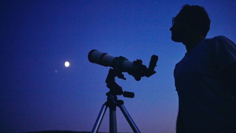 Telescopes at Walmart: Deals on the best models