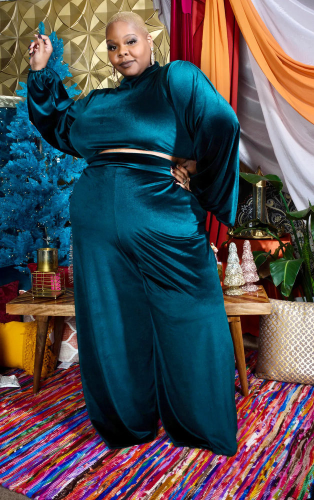 We’ve Found 14 Must-Have Plus Size Velvet Finds for the Holiday!