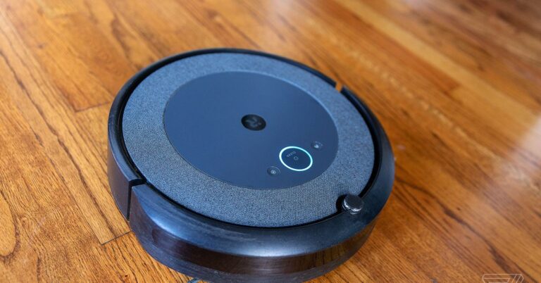 iRobot’s Roomba i3 Plus EVO robot vacuum is $200 off for Black Friday