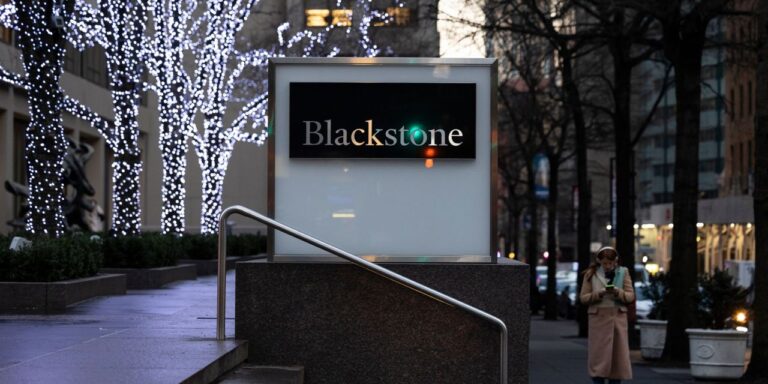 Blackstone Limited Withdrawals From Its Huge Retail REIT, Stock Slumps