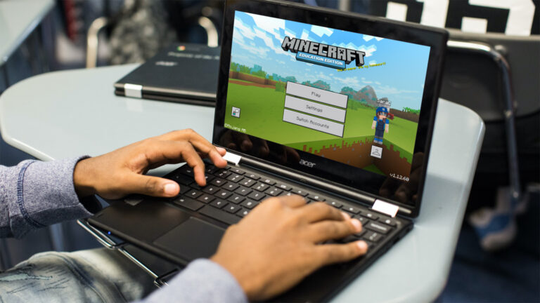 How to download and play Minecraft on a Chromebook