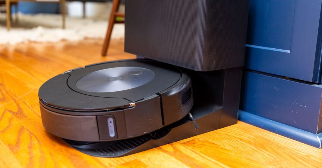 Roomba Combo j7 Plus review: an excellent robot vacuum with an okay mop