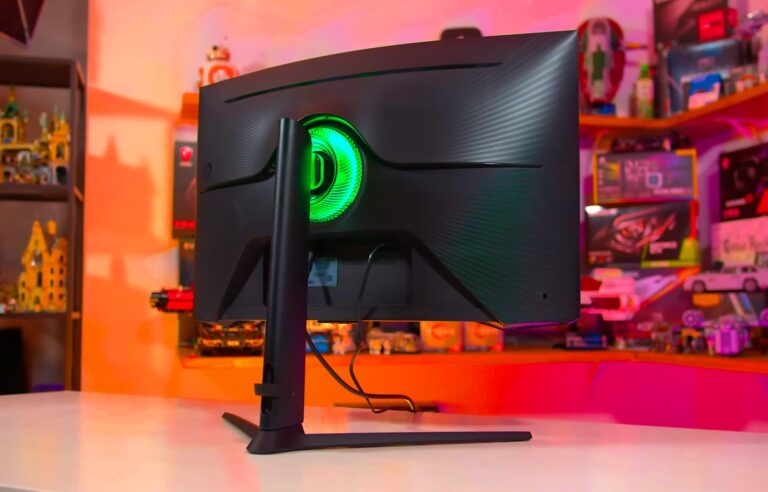 Top 5 Monitors for Nvidia RTX 4090, RTX 4080, AMD Radeon RX 7900 XTX & 7900 XT GPUs