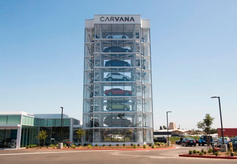 Carvana Adopts a ‘Poison Pill’ to Roll Over Losses. Stock Bounces.