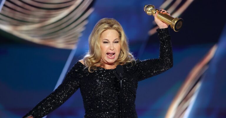 Jennifer Coolidge’s Golden Globe Speech Was About How To Keep Career Dreams Alive