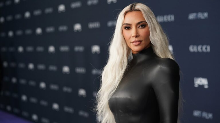 Kim Kardashian Matched Her Hair to Chicago’s For Her 5th Birthday — See Photos