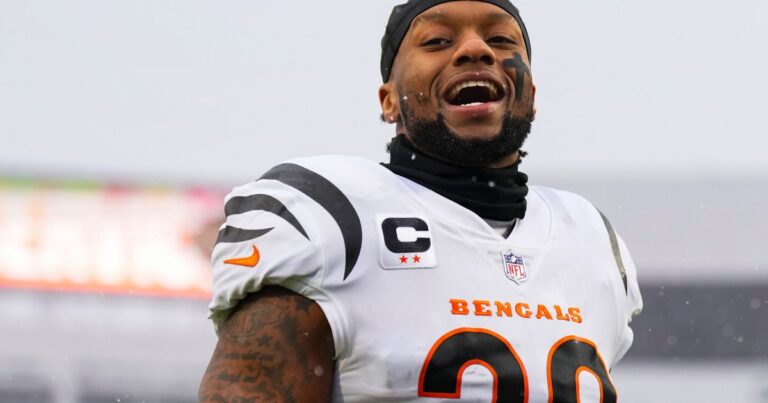 Bengals Star Joe Mixon Charged In Warrant For Allegedly Pointing A Gun At Woman