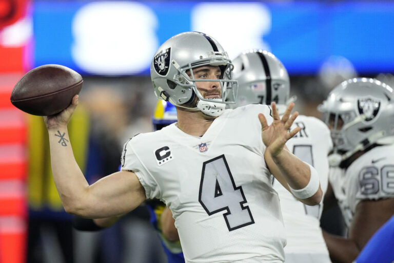 Carr says he won’t extend deadline to assist Raiders trade