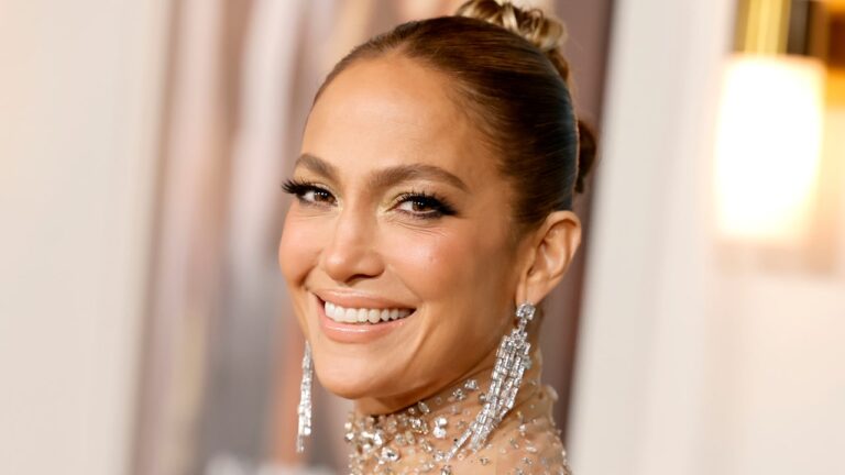 Jennifer Lopez’s Money Piece Highlights Have Never Looked This Good — See Photo