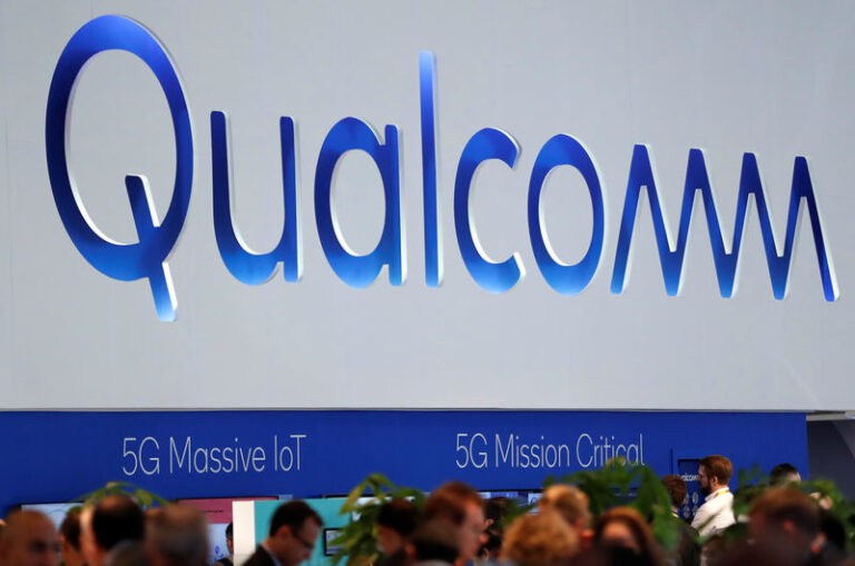 Qualcomm, Android phone makers developing satellite messaging feature By Reuters