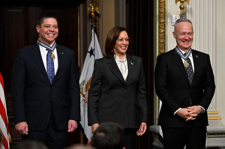 SpaceX crewmates Doug Hurley, Bob Behnken get Space Medal of Honor