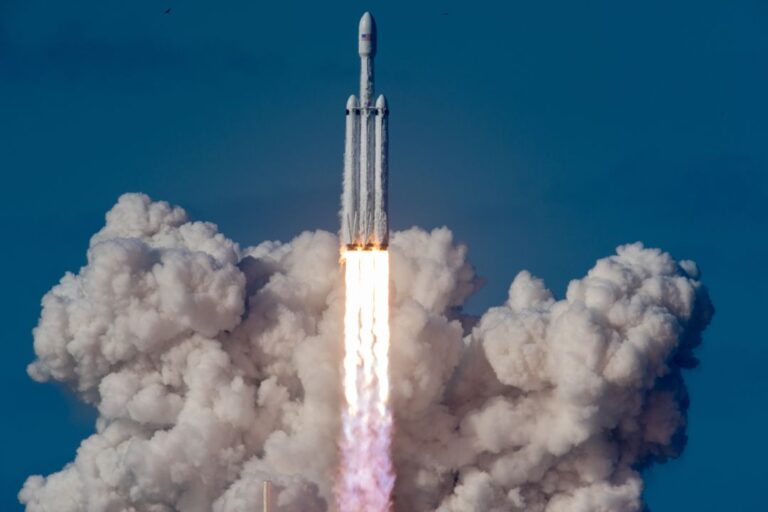 SpaceX’s Falcon Heavy celebrates 5th anniversary of debut launch