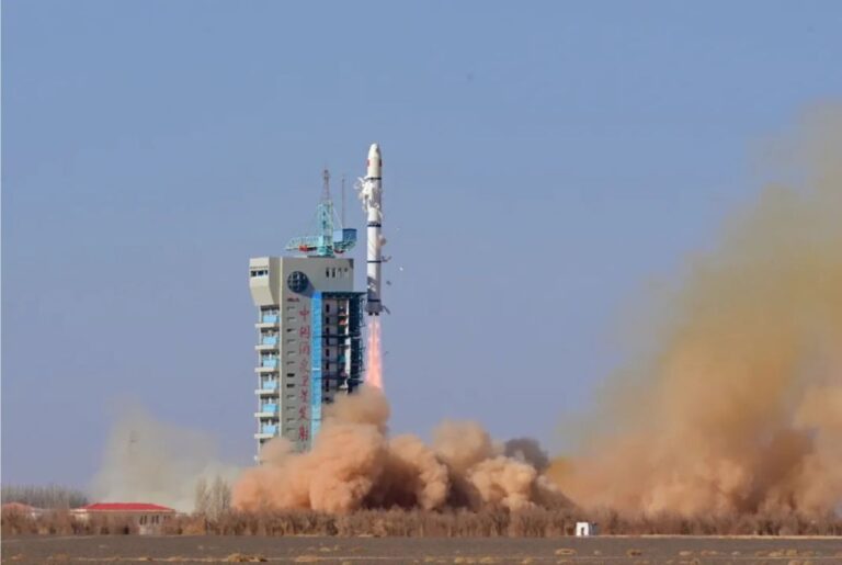 China launches secretive Horus 1 remote-sensing satellite (video)