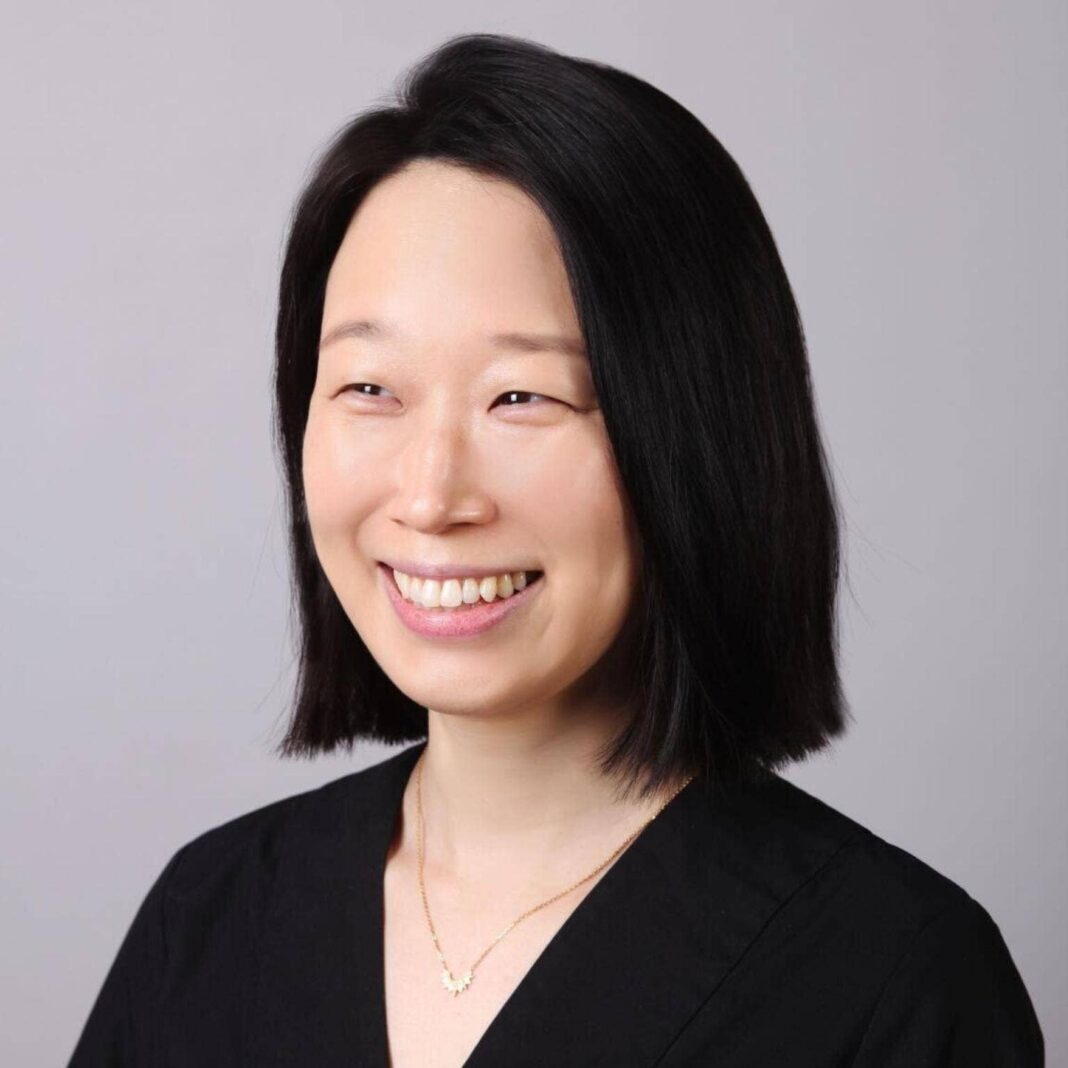 NY Times hires WSJ's Yi as senior producer