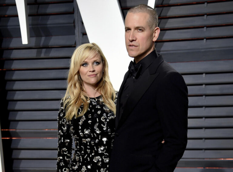 Reese Witherspoon, Jim Toth announce plans to divorce