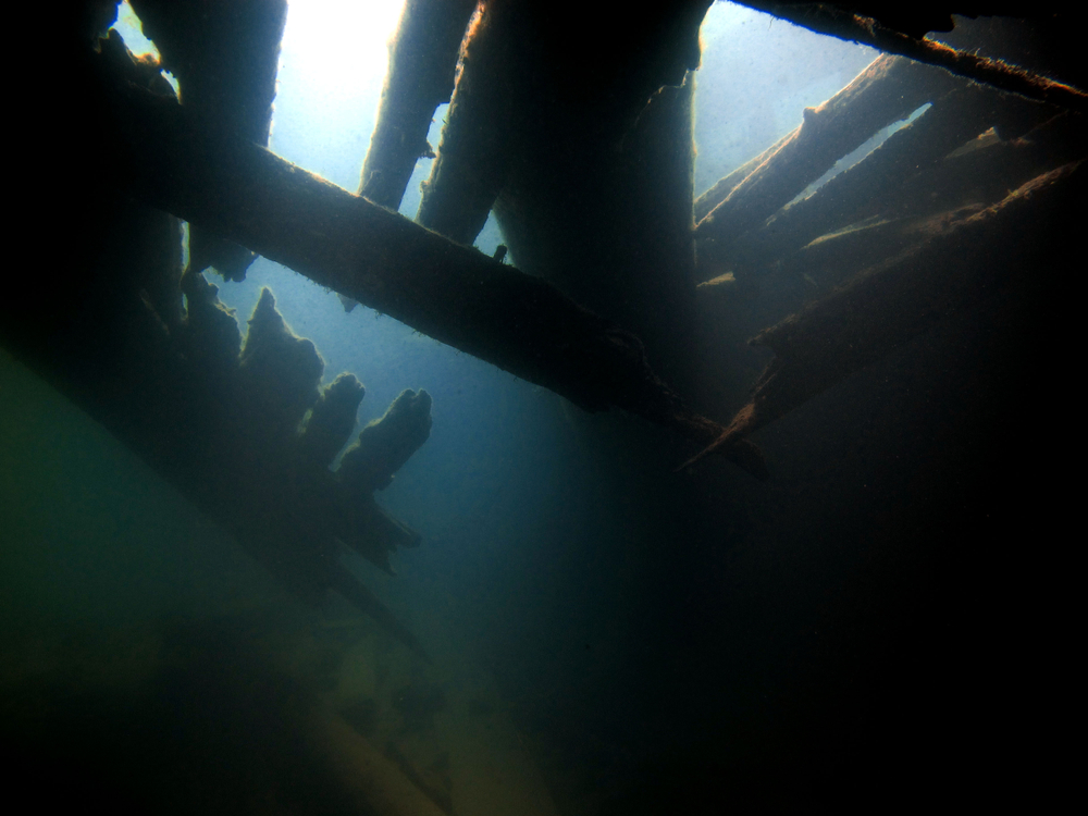 the ghosts ships of the great lakes shipwrecks