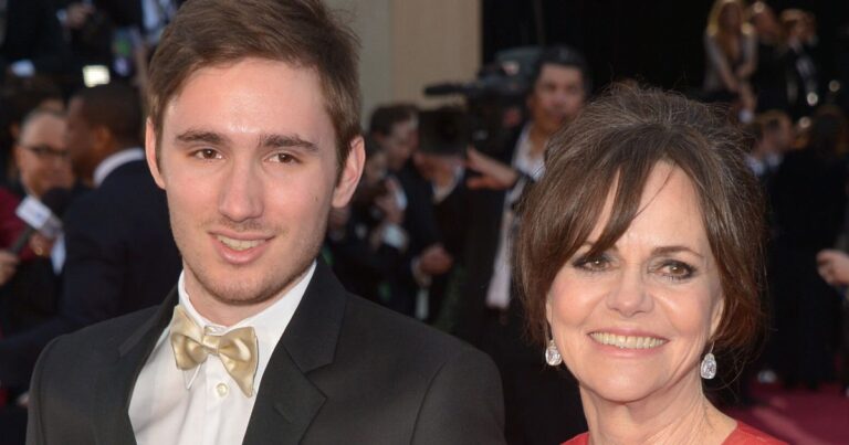 Sally Field’s Son Reacts To Mom’s SAG Awards Appearance