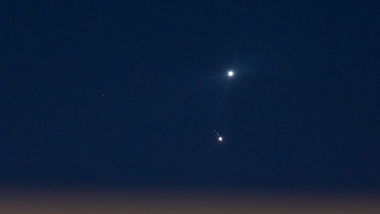 Watch ‘kissing’ planets Venus and Jupiter go their separate ways