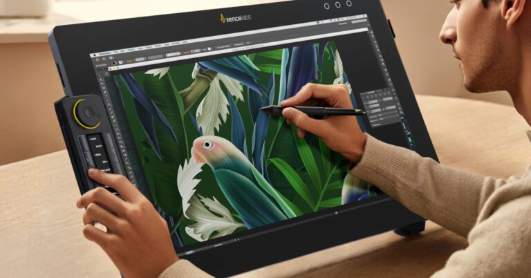 Xencelabs’ first display drawing tablet already rivals the Wacom Cintiq