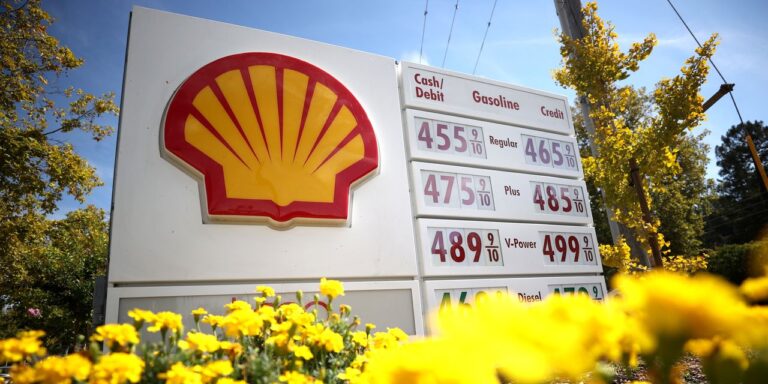 Shell Sees Gas Production Rising in the First Quarter. The Stock Is Up.