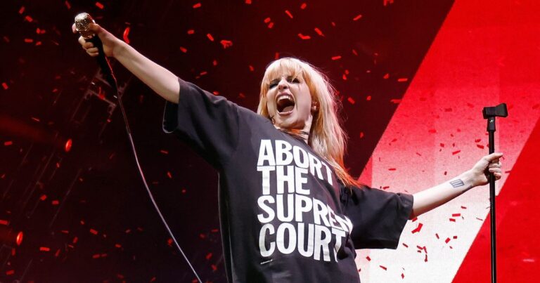 Hayley Williams Has A Message For DeSantis Supporters