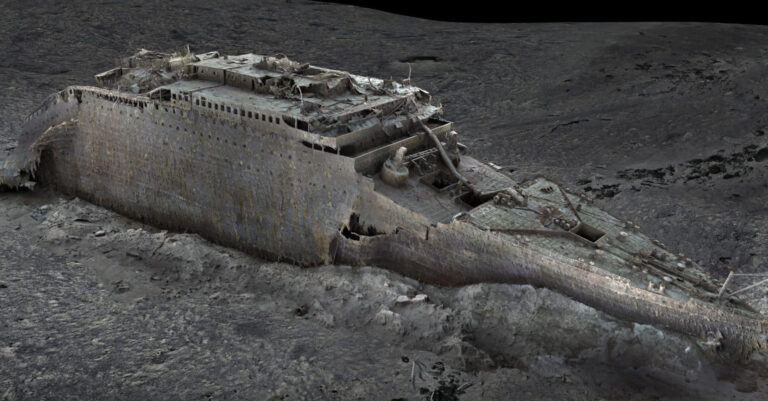 Titanic shipwreck scanned in 3D is a “digital twin” of the real thing