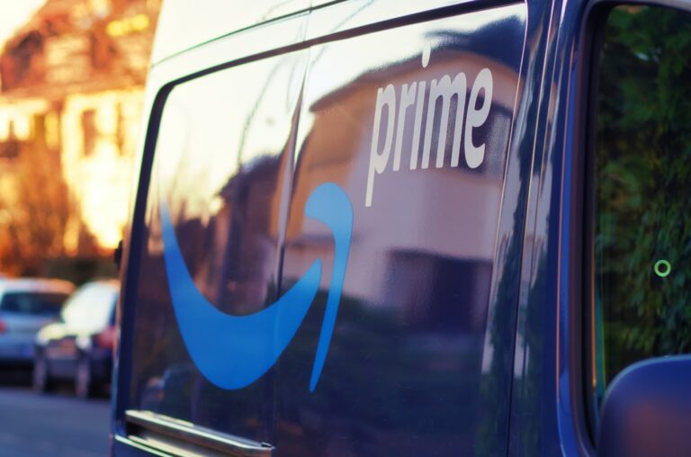 Amazon’s next Prime perk: Free cell phone service?