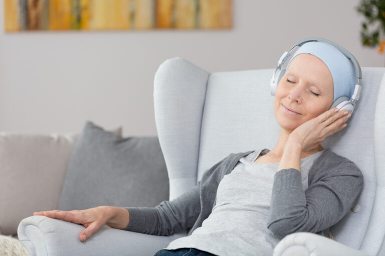 Cancer Patients Turn to Music Therapy for Nausea Relief