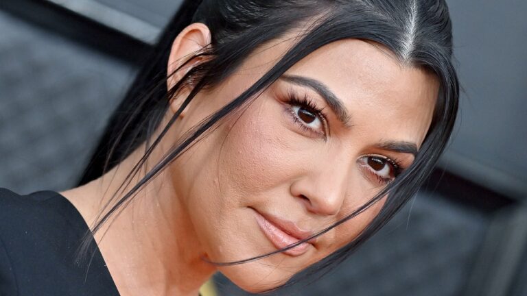 Kourtney Kardashian Proved the Milk Bath Manicure Trend Totally Works on Short Nails — See Photos