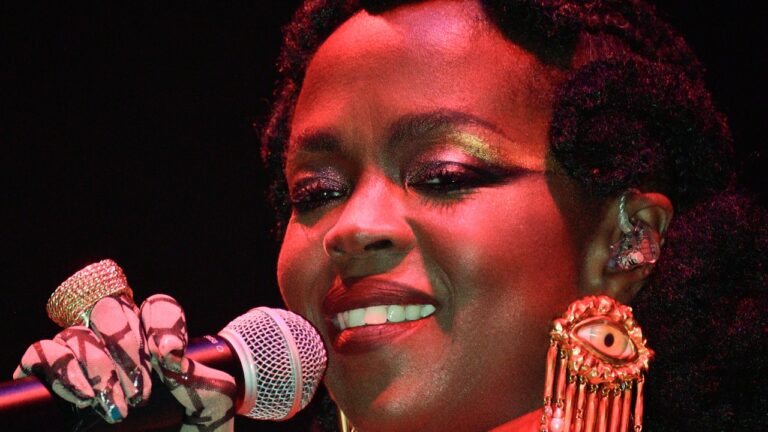 Lauryn Hill’s Hair Defied Gravity at Roots Picnic — See Photos