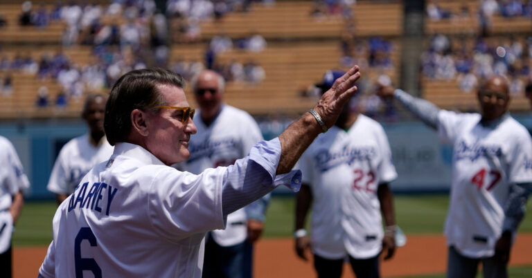 Steve Garvey, Former Dodgers All-Star, May Run for Senate in California